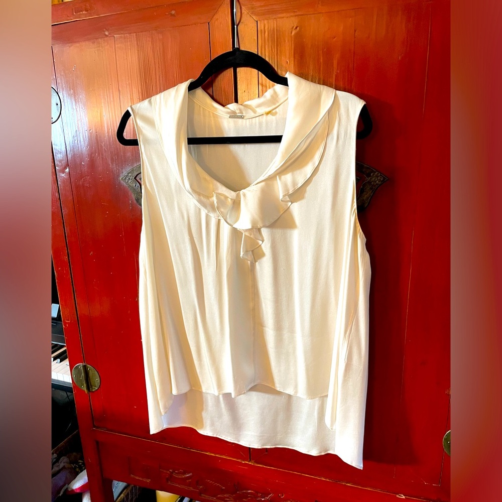 Elie Tahari Sleeveless Ruffled Stretch Silk V-Neck Blouse VGUC